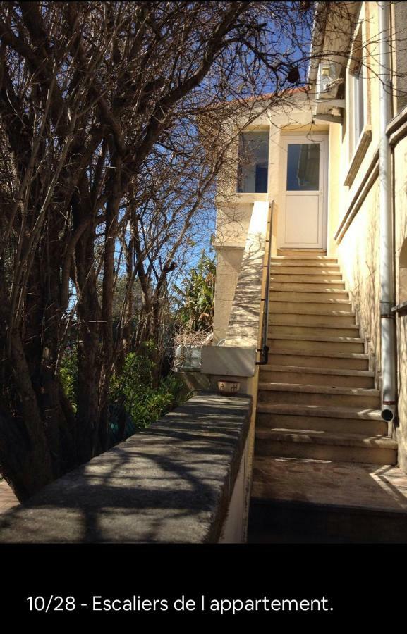 Appartement Tout Confort Avec Parking Ferme Arles Bagian luar foto