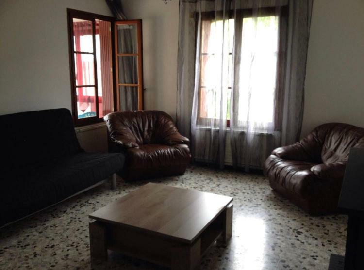 Appartement Tout Confort Avec Parking Ferme Arles Bagian luar foto